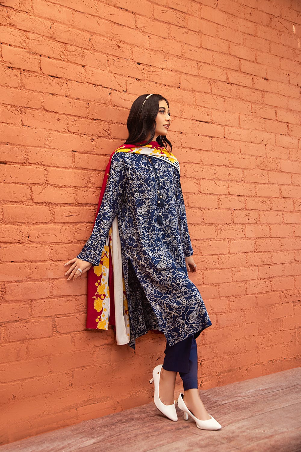 Unstitched 3 Piece - Printed Suit